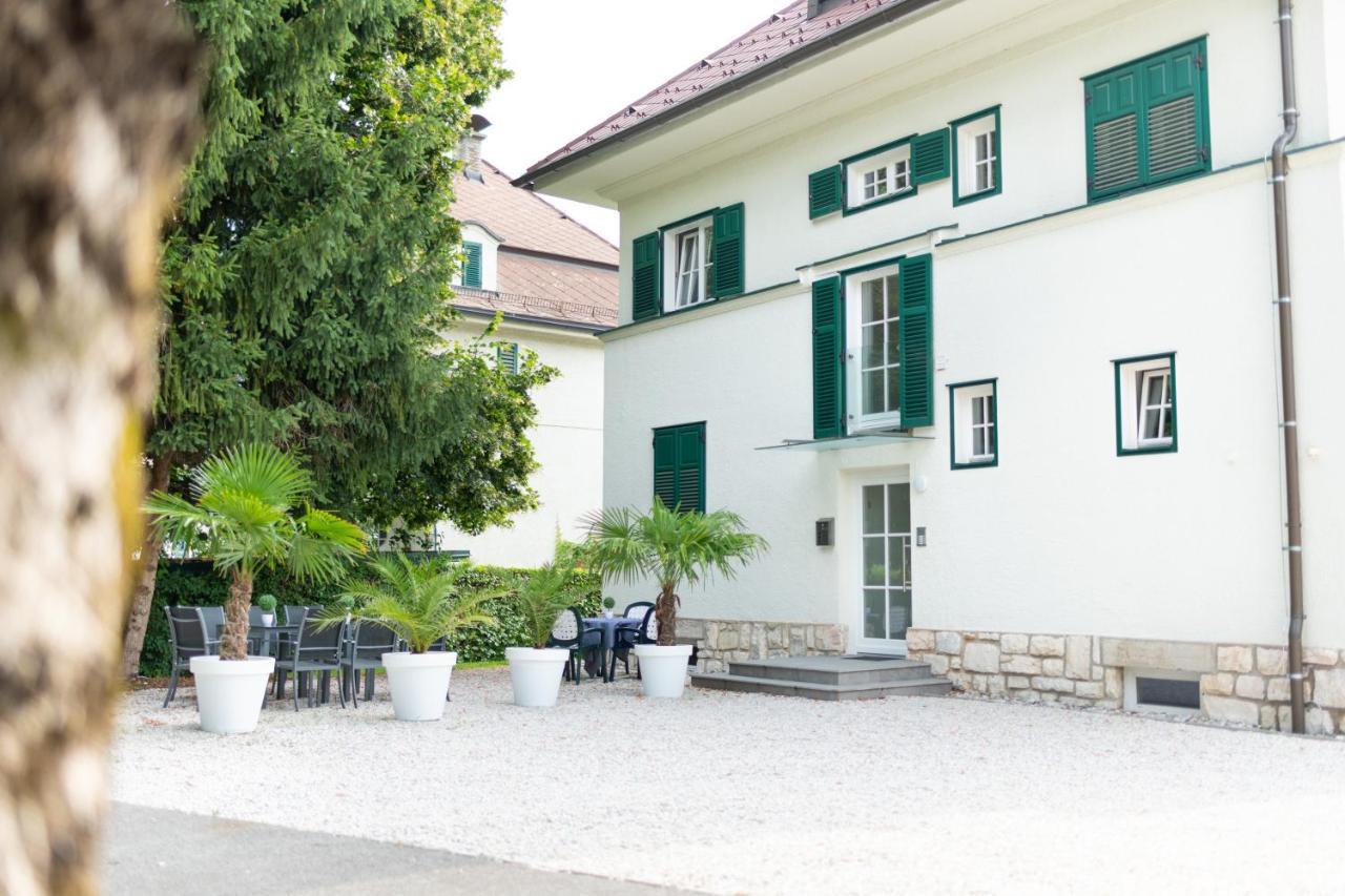 Villa Gelbmann - Ferienwohnungen Velden Velden am Worthersee Bagian luar foto