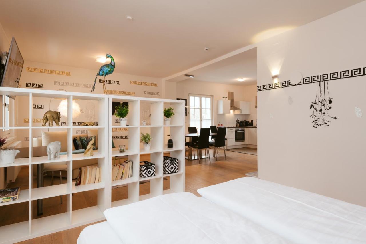 Villa Gelbmann - Ferienwohnungen Velden Velden am Worthersee Bagian luar foto